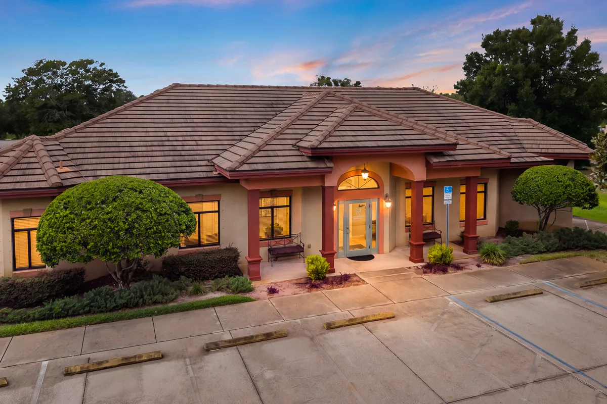 Jean Chang-Lowe, DDS dental office exterior at sunset in Daytona Beach, Florida